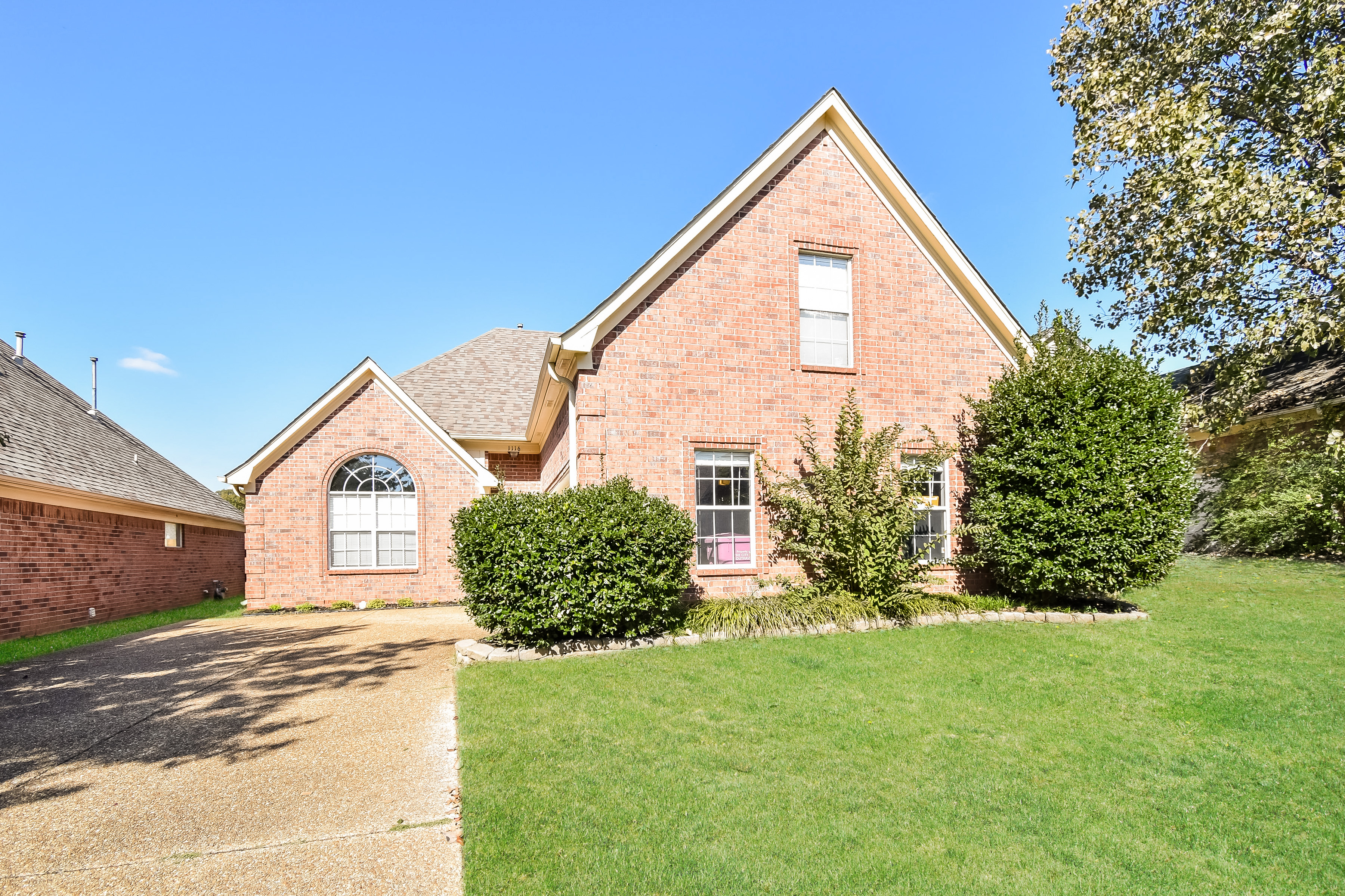 1116 Warwick Place Southaven, MS 38671